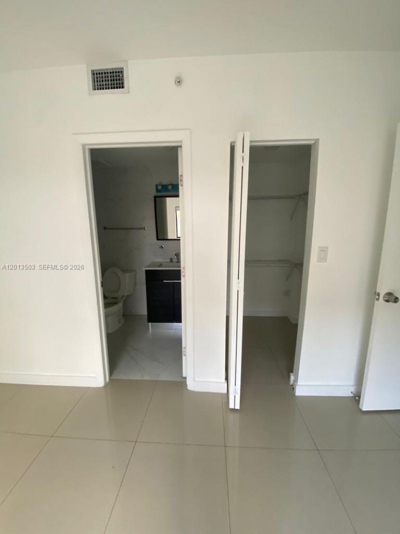 423 E 27th St , Unit 102, Hialeah, FL 33013 Photo