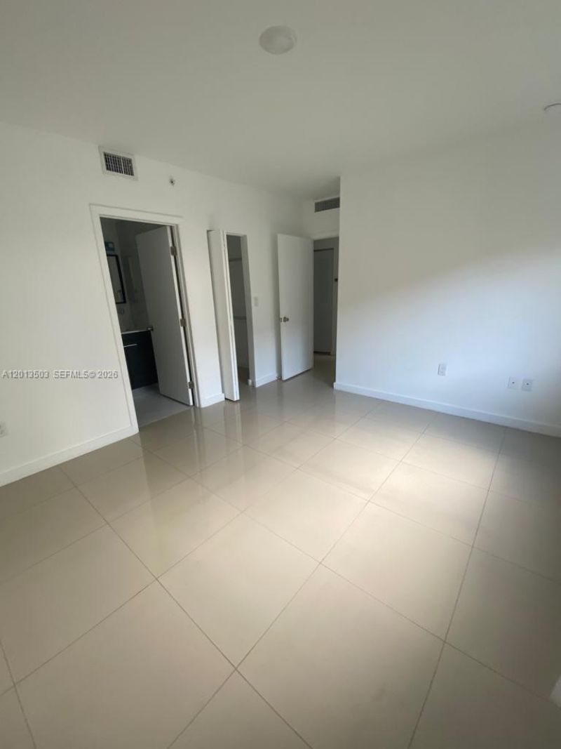 423 E 27th St , Unit 102, Hialeah, FL 33013 Photo