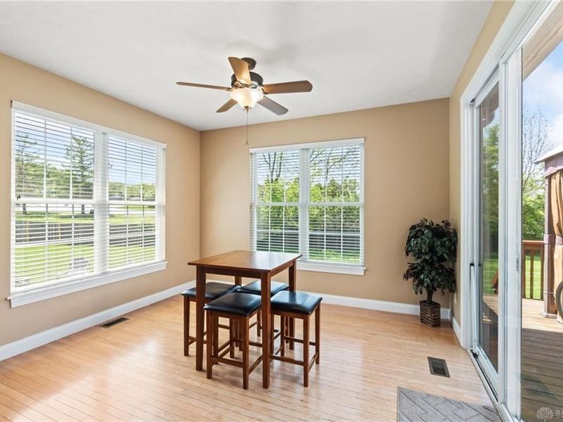 679 Towncrest Drive, Beavercreek, OH 45434 Photo 24