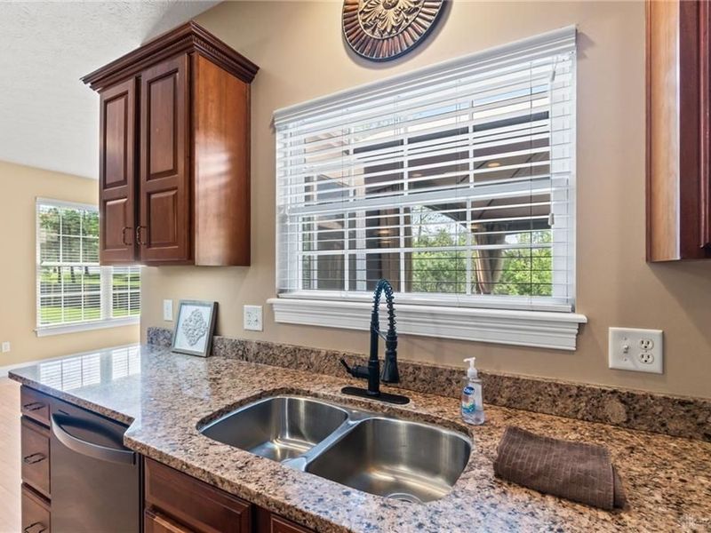 679 Towncrest Drive, Beavercreek, OH 45434 Photo 35