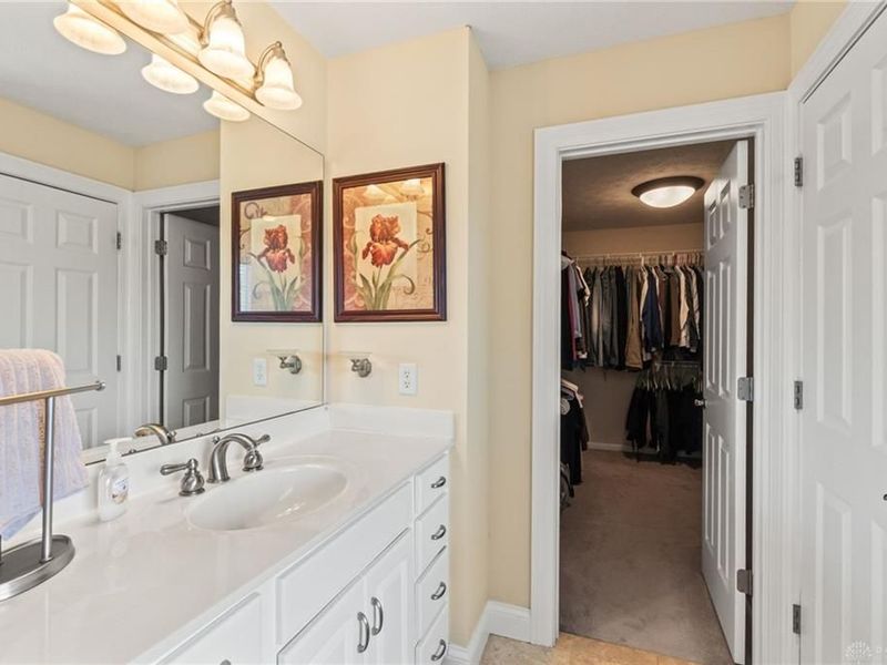 679 Towncrest Drive, Beavercreek, OH 45434 Photo 51
