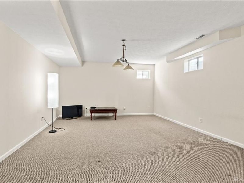 679 Towncrest Drive, Beavercreek, OH 45434 Photo 67