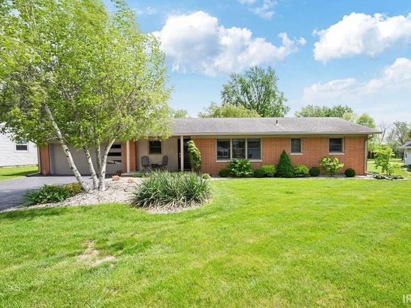 215 Holiday Lane, Greentown, IN 46936