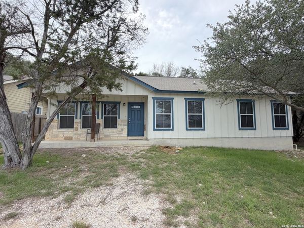 1439 BONNYVIEW DR, Canyon Lake, TX 78133