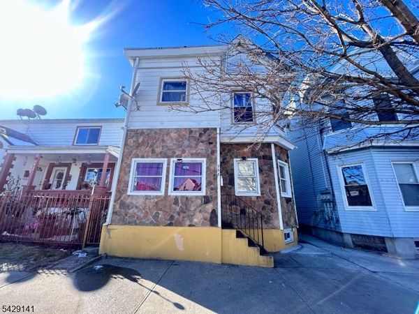 966 E 24Th St, Paterson, NJ 07513