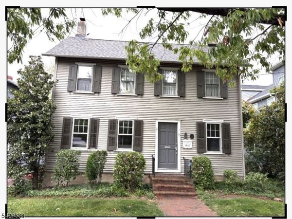 15 E 2nd St, Moorestown, NJ 08057