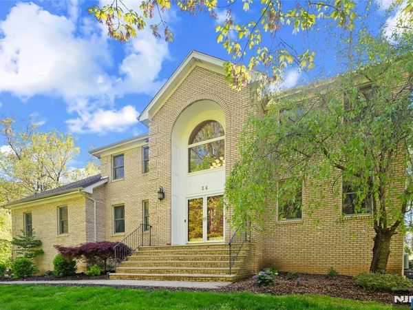 26 Woodshire Terrace, Montville Township, NJ 07082