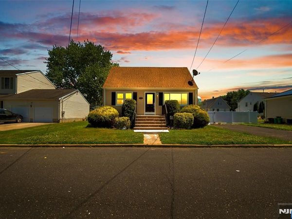 197 Delaware Avenue, ABERDEEN, NJ 07747