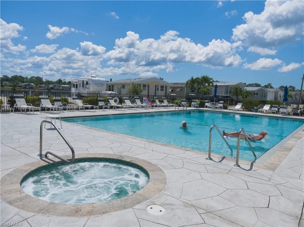 323 Imperial Wilder Blvd, Unit 323, Naples, FL 34114 Photo