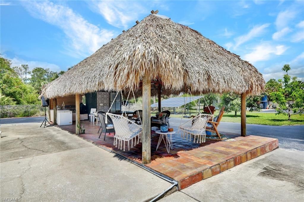 121 20th Ave Ne, Naples, FL 34120 Photo