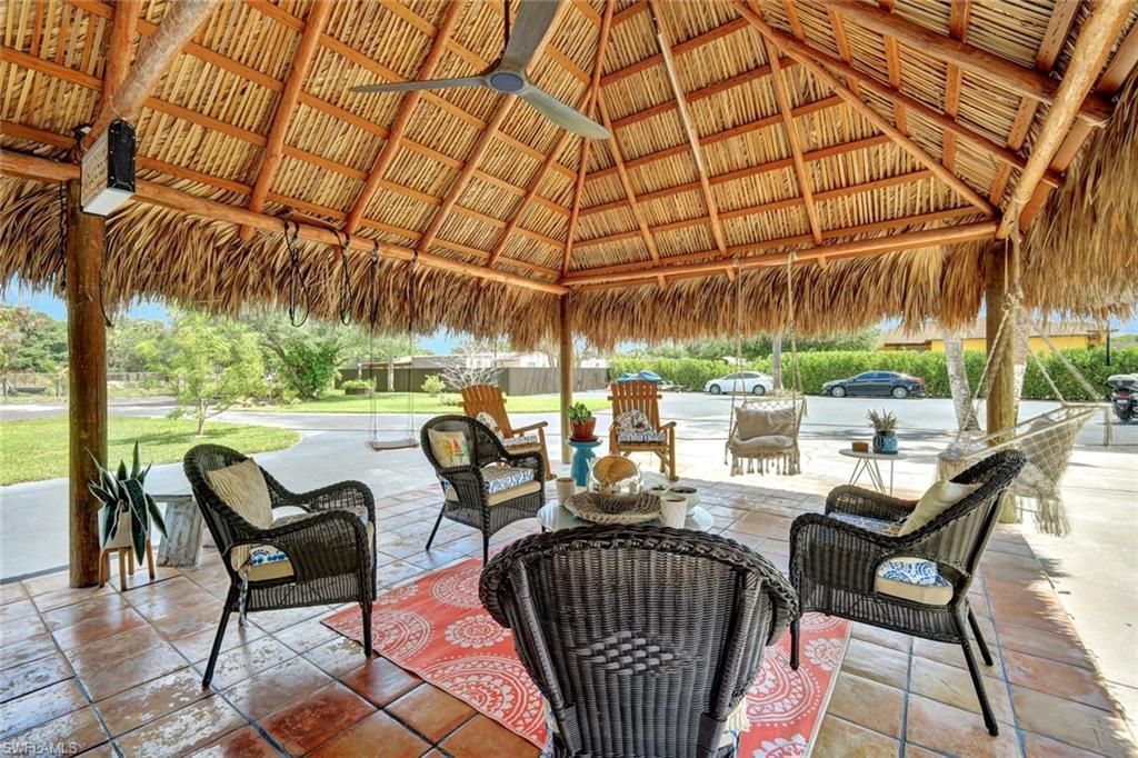 121 20th Ave Ne, Naples, FL 34120 Photo