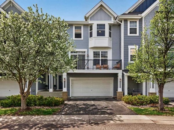 15602 Eagles Nest Way, Unit 1402, Apple Valley, MN 55124