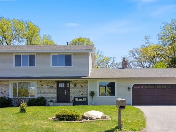 221 Burncrest Court, Burnsville, MN 55337
