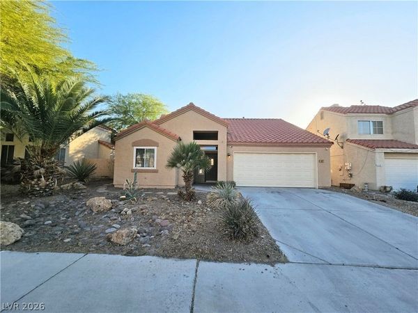 437 Mayan Drive , Henderson, NV 89014