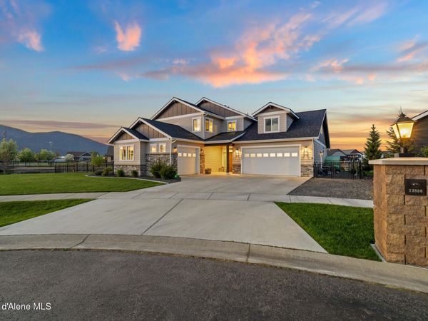 13806 N Treasure Island CT , Rathdrum, ID 83858