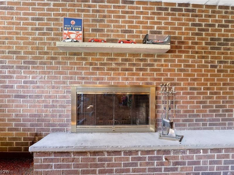 49325 S Park Circle, East Liverpool, OH 43920 Photo 17