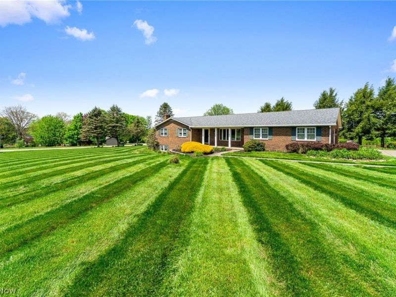 49325 S Park Circle, East Liverpool, OH 43920 Photo 23
