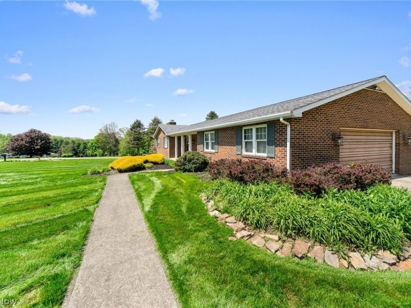 49325 S Park Circle, East Liverpool, OH 43920 Photo 28