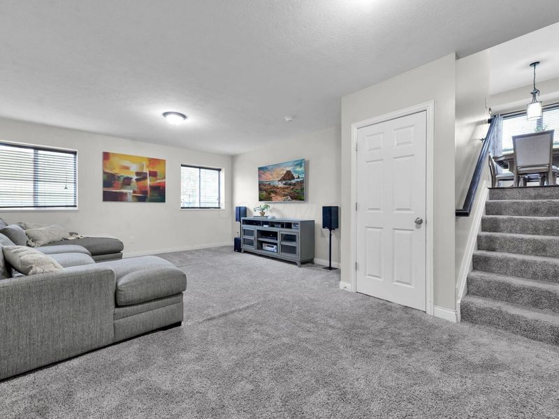 837 Holly Farms Drive, Unit 837, Blacklick, OH 43004 Photo 32