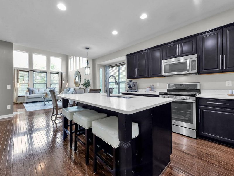 837 Holly Farms Drive, Unit 837, Blacklick, OH 43004 Photo 6