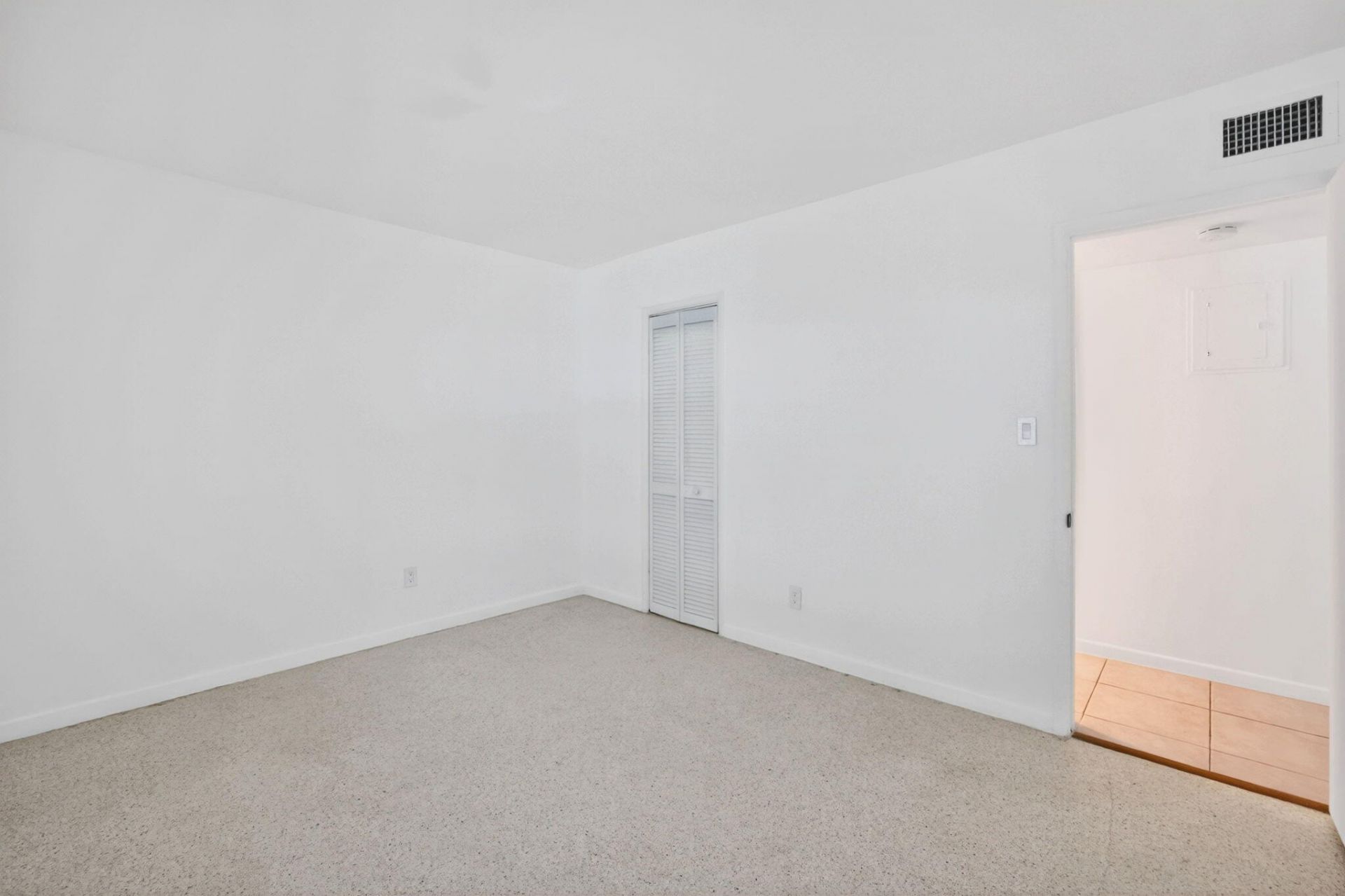 1821 Middle River Drive, Unit 2, Fort Lauderdale, FL 33305 Photo