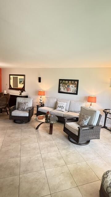 4031 N Cypress Drive, Unit 101, Pompano Beach, FL 33069 Photo