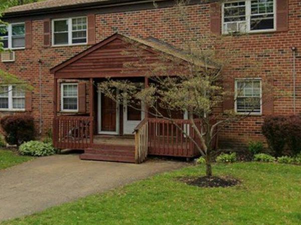 806 GARNET DRIVE , BURLINGTON, NJ 08016