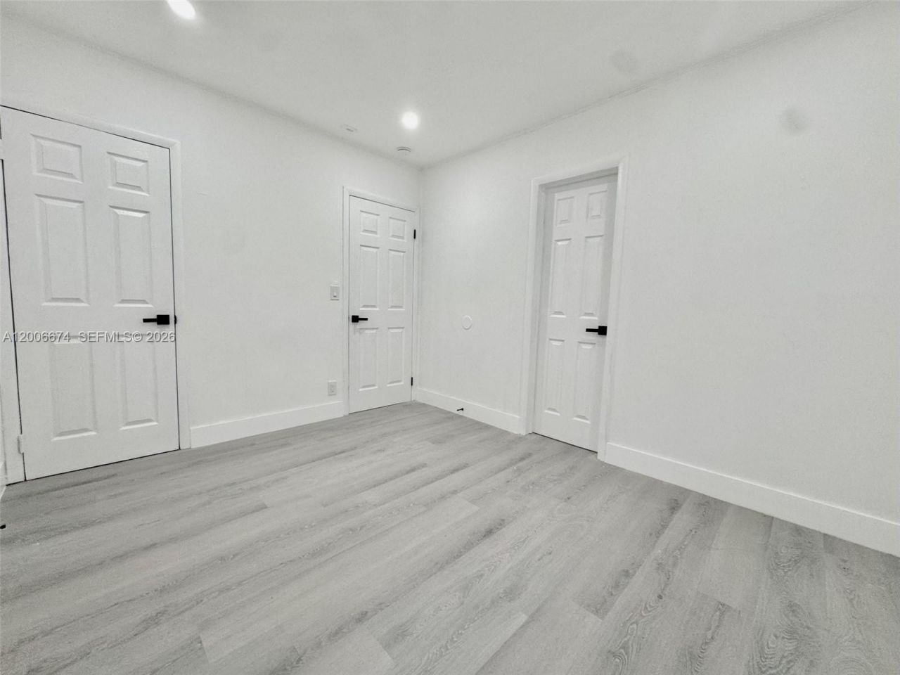 417 NW 2nd Ave , Unit 000, Hallandale Beach, FL 33009 Photo