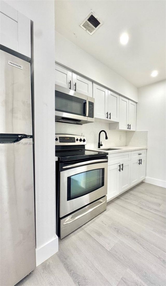 417 NW 2nd Ave , Unit 000, Hallandale Beach, FL 33009 Photo