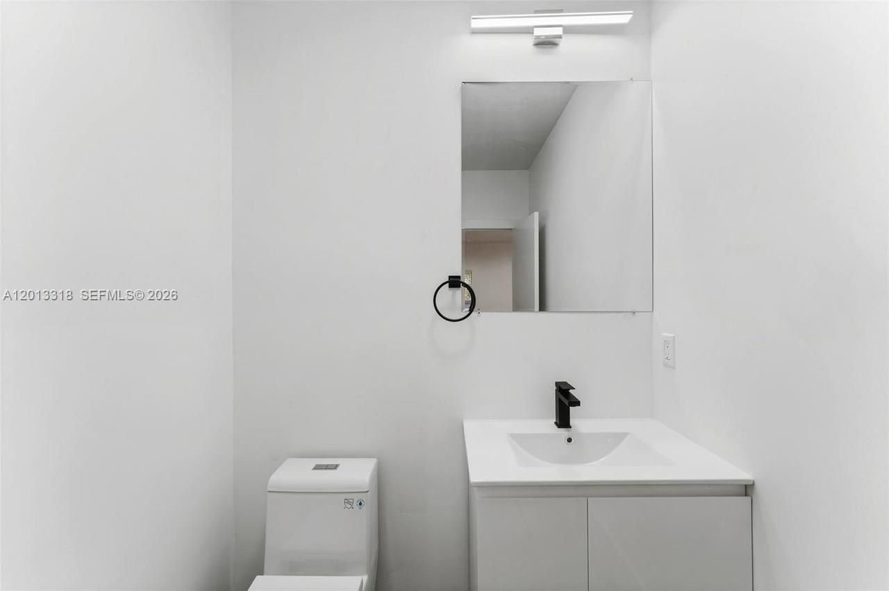 233 NW 120th St , Miami, FL 33168 Photo