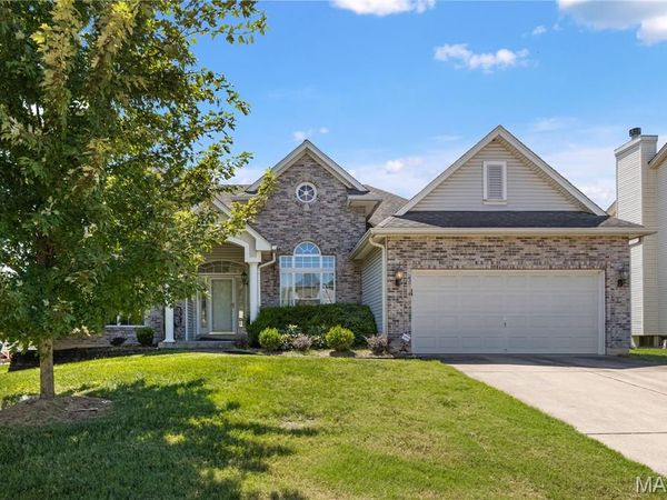 1968 Timberwood Crossing Drive, Florissant, MO 63031