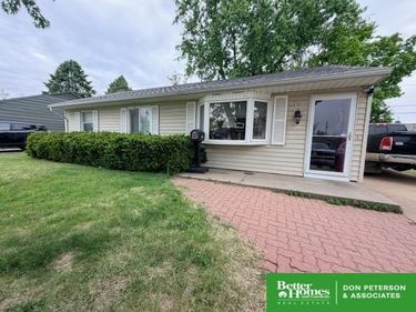3121 S 39th Street , Omaha, NE 68105