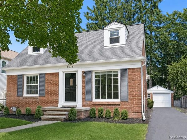 1679 VILLA Road , Birmingham, MI 48009