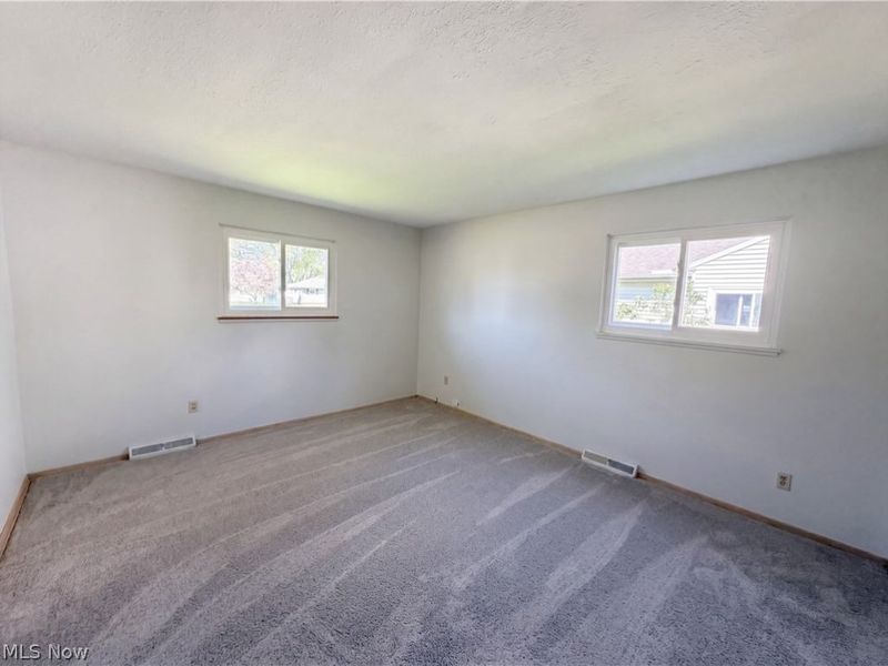 5444 Kenbridge Drive, Cleveland, OH 44143 Photo 10