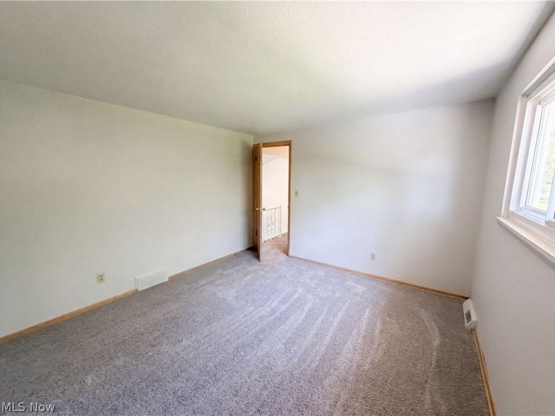 5444 Kenbridge Drive, Cleveland, OH 44143 Photo 14