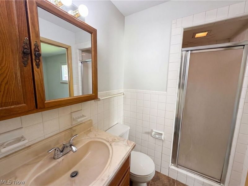 5444 Kenbridge Drive, Cleveland, OH 44143 Photo 6