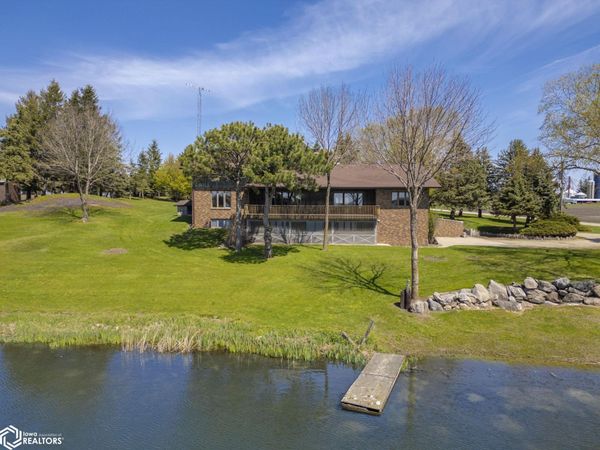 11642 Indigo Avenue, Clear Lake, IA 50428