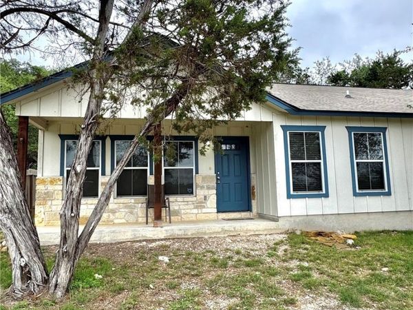 1439 Bonnyview Drive , Canyon Lake, TX 78133