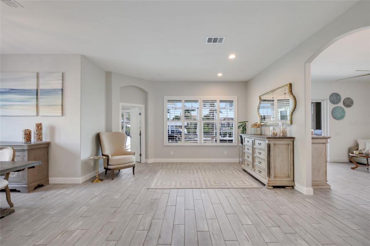 3707 5th Avenue Ne, Bradenton, FL 34208 Photo