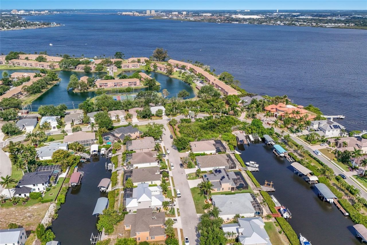 3707 5th Avenue Ne, Bradenton, FL 34208 Photo