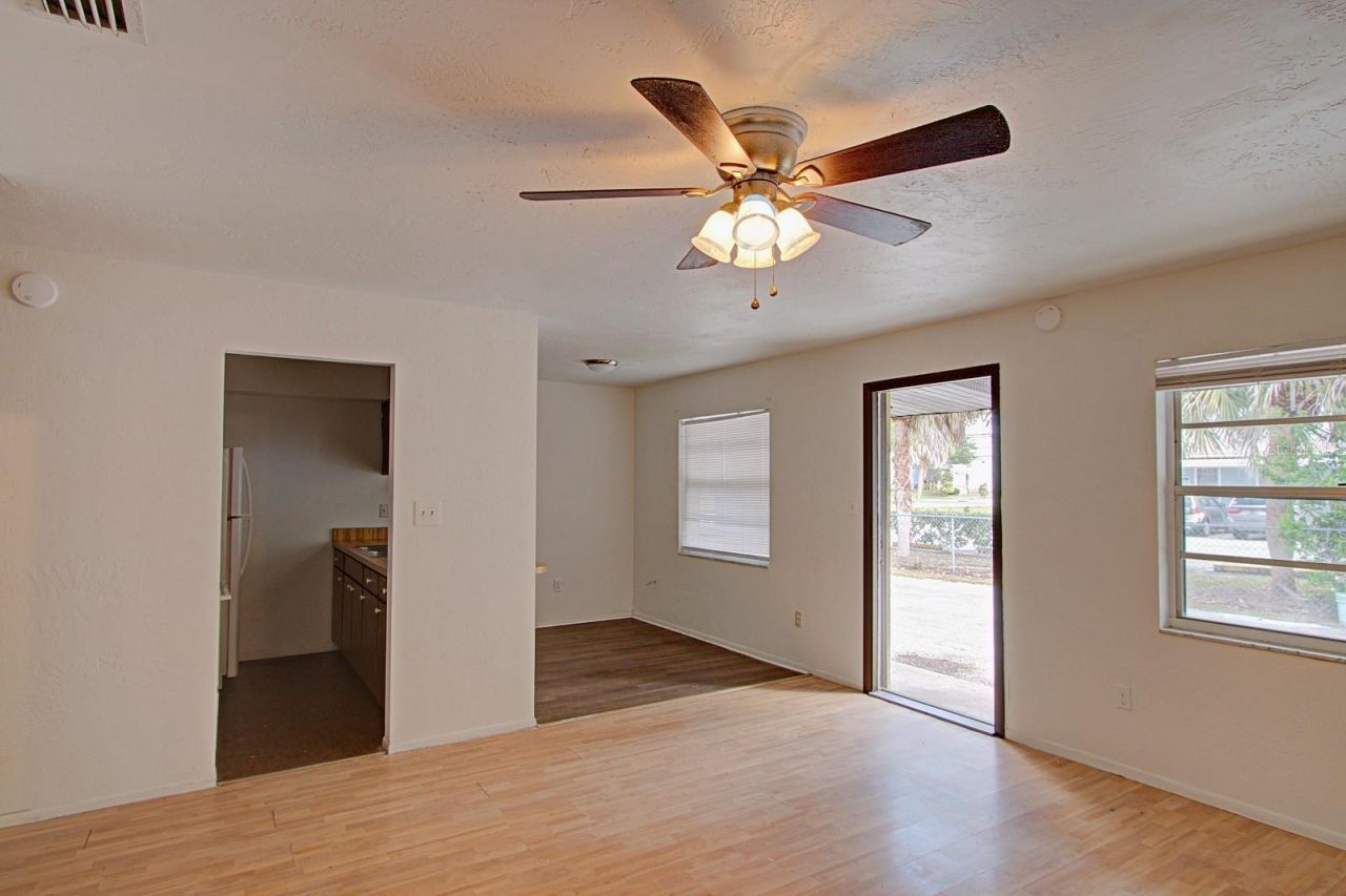 830 N Clake Street , Deland, FL 32724 Photo