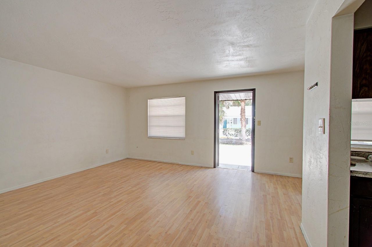 830 N Clake Street , Deland, FL 32724 Photo
