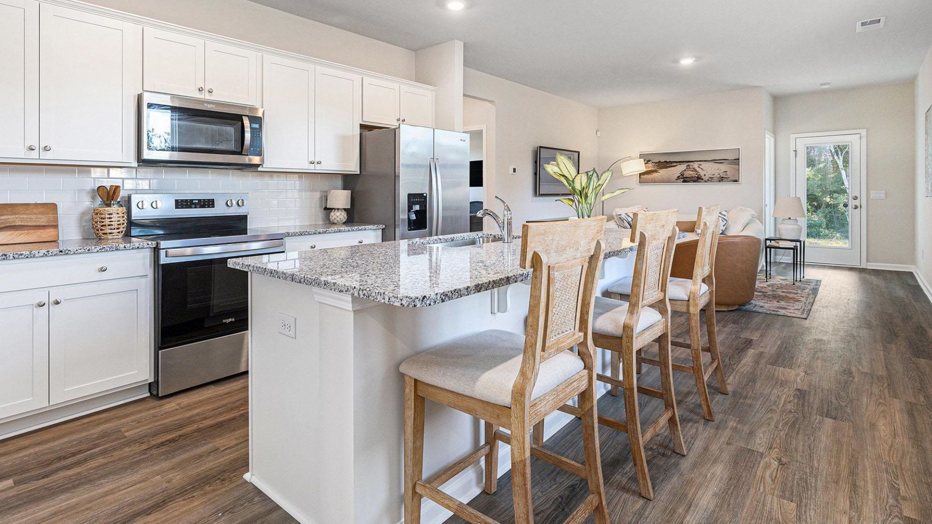 404 Rookroost Circle  Photo 4
