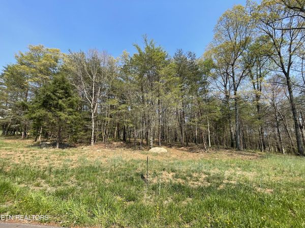 140 Padstow Lane, Lenoir City, TN 37772