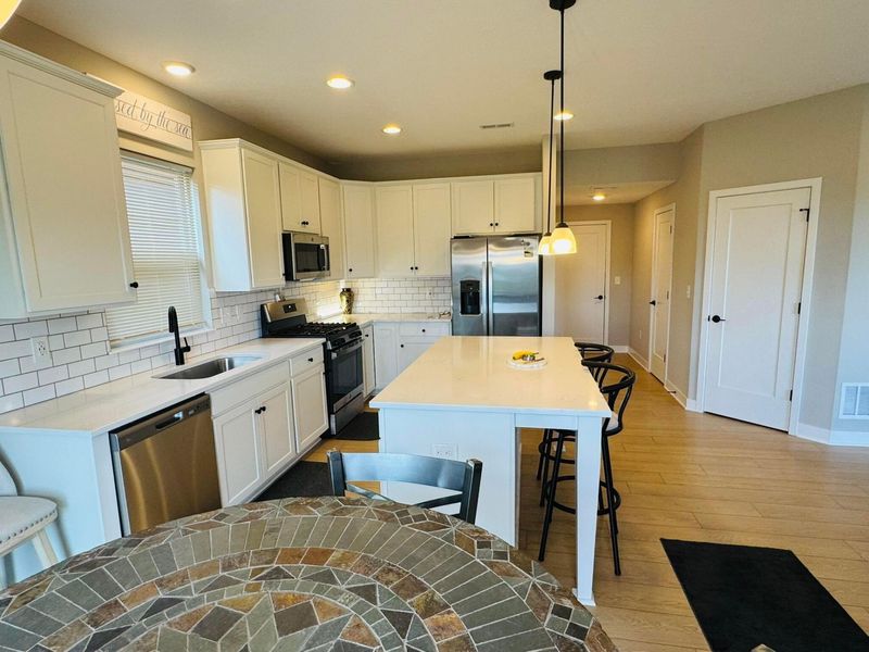 7393 Celebration Drive, Powell, OH 43065 Photo 11