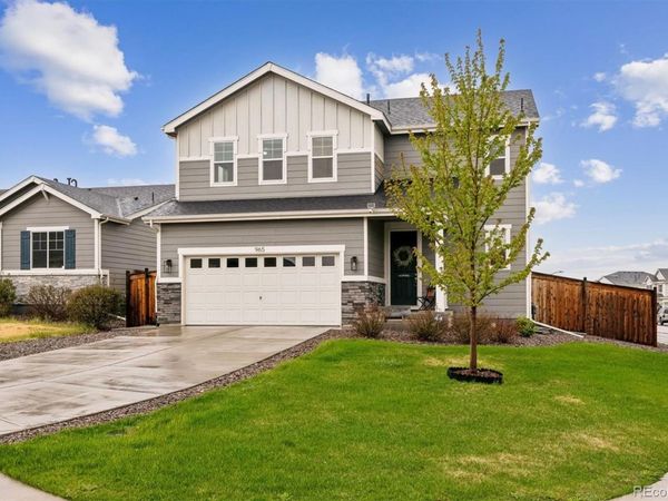 965 N Waterloo Court, Aurora, CO 80018