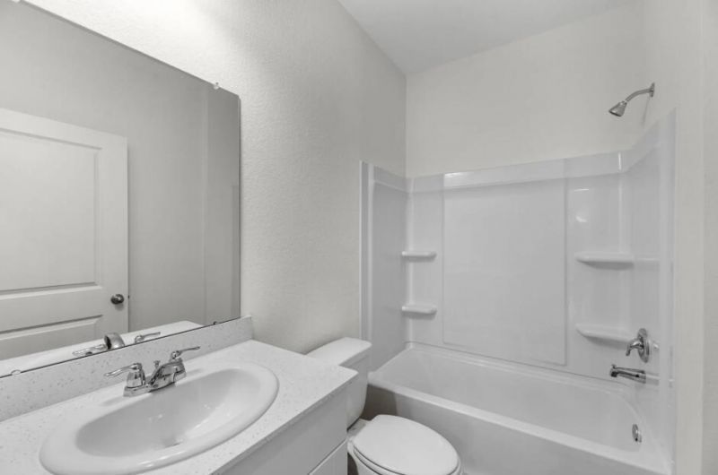 5294 Cottage Landing Drive Photo 7