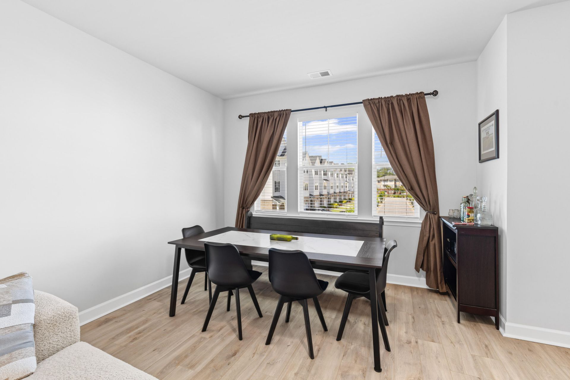 5206 New Palm Court Photo 17