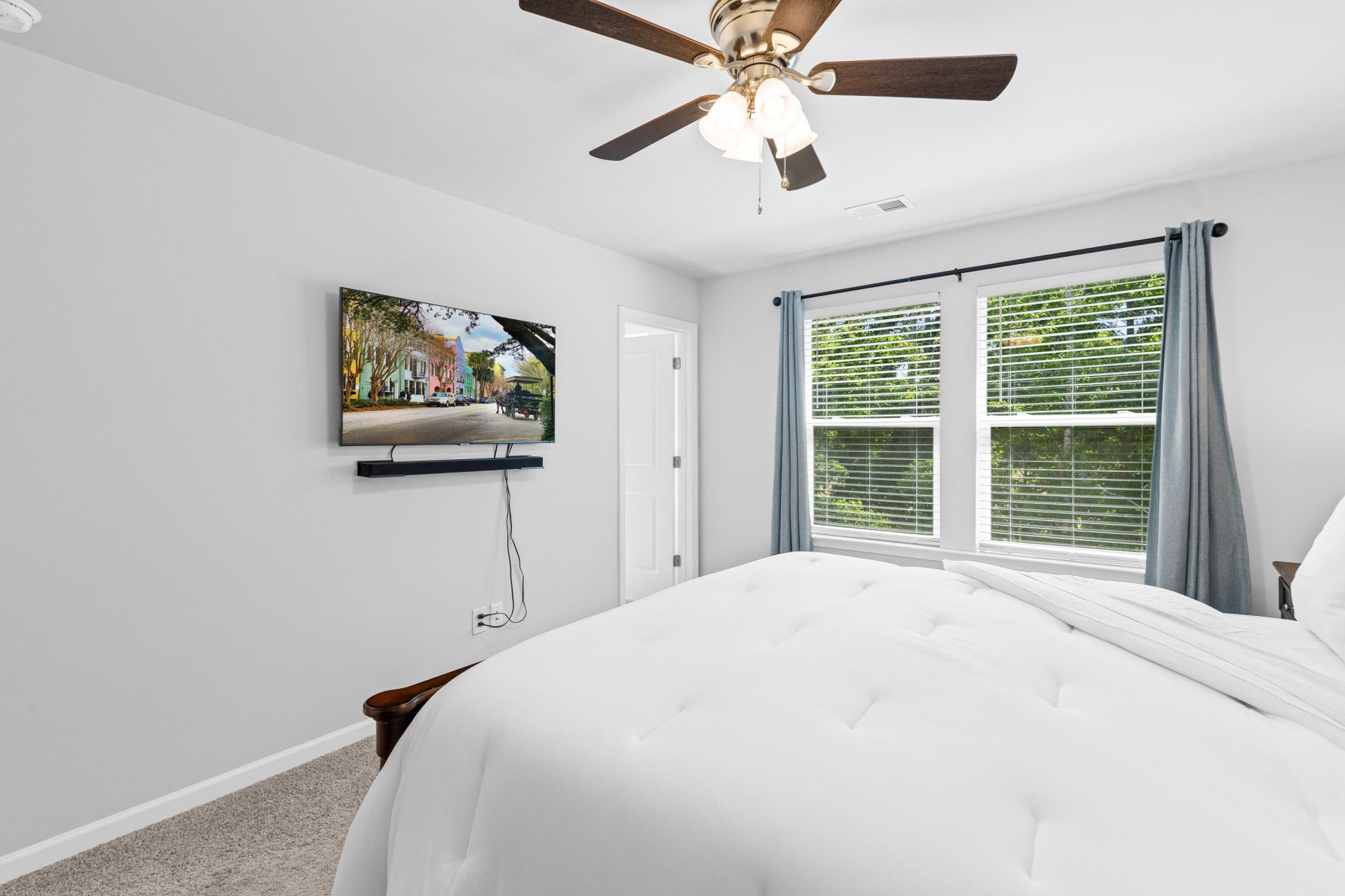 5206 New Palm Court Photo 23