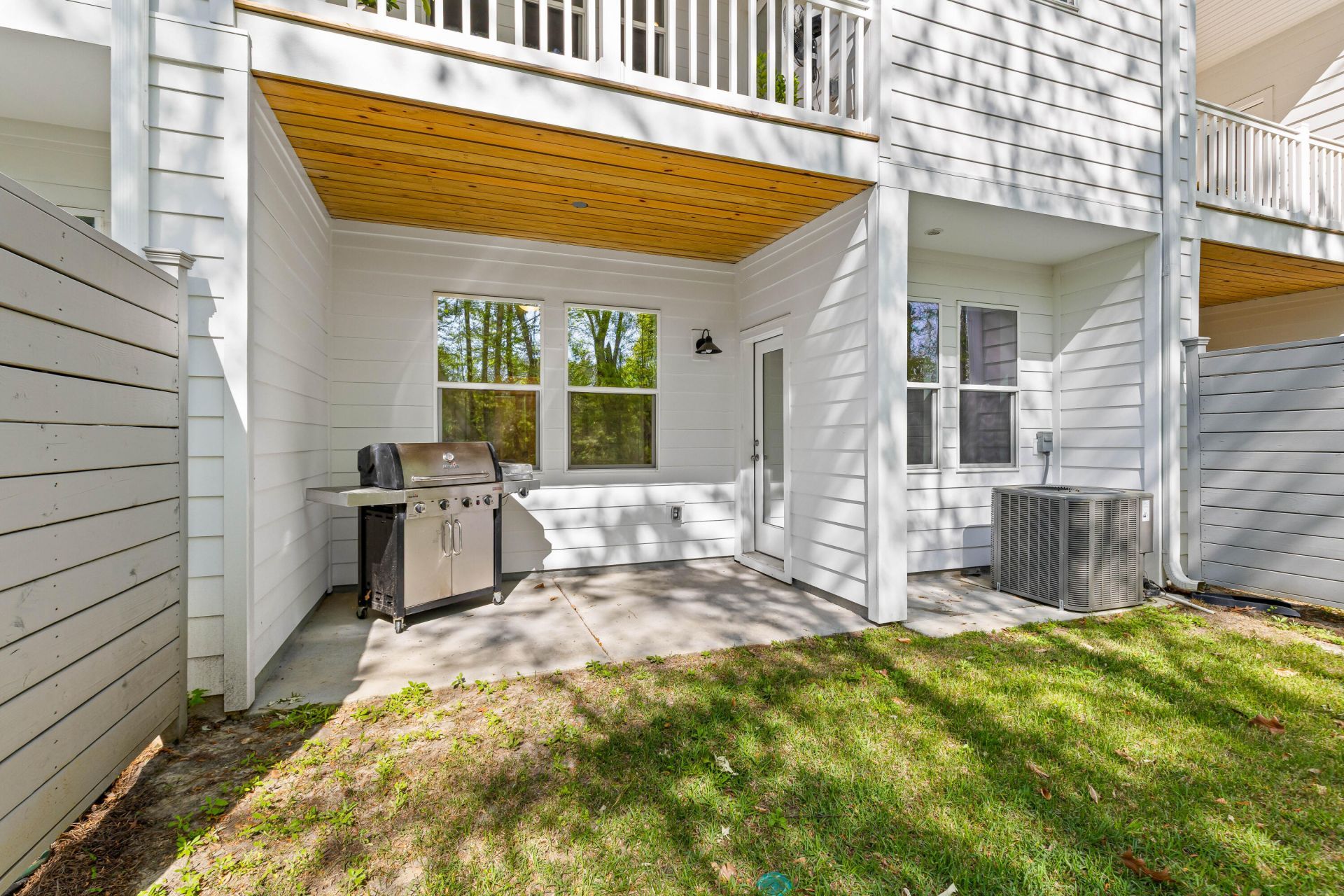 5206 New Palm Court Photo 34